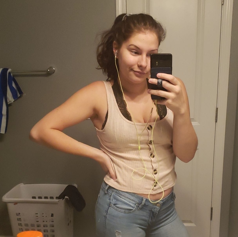 Meet your Posher, Maddie